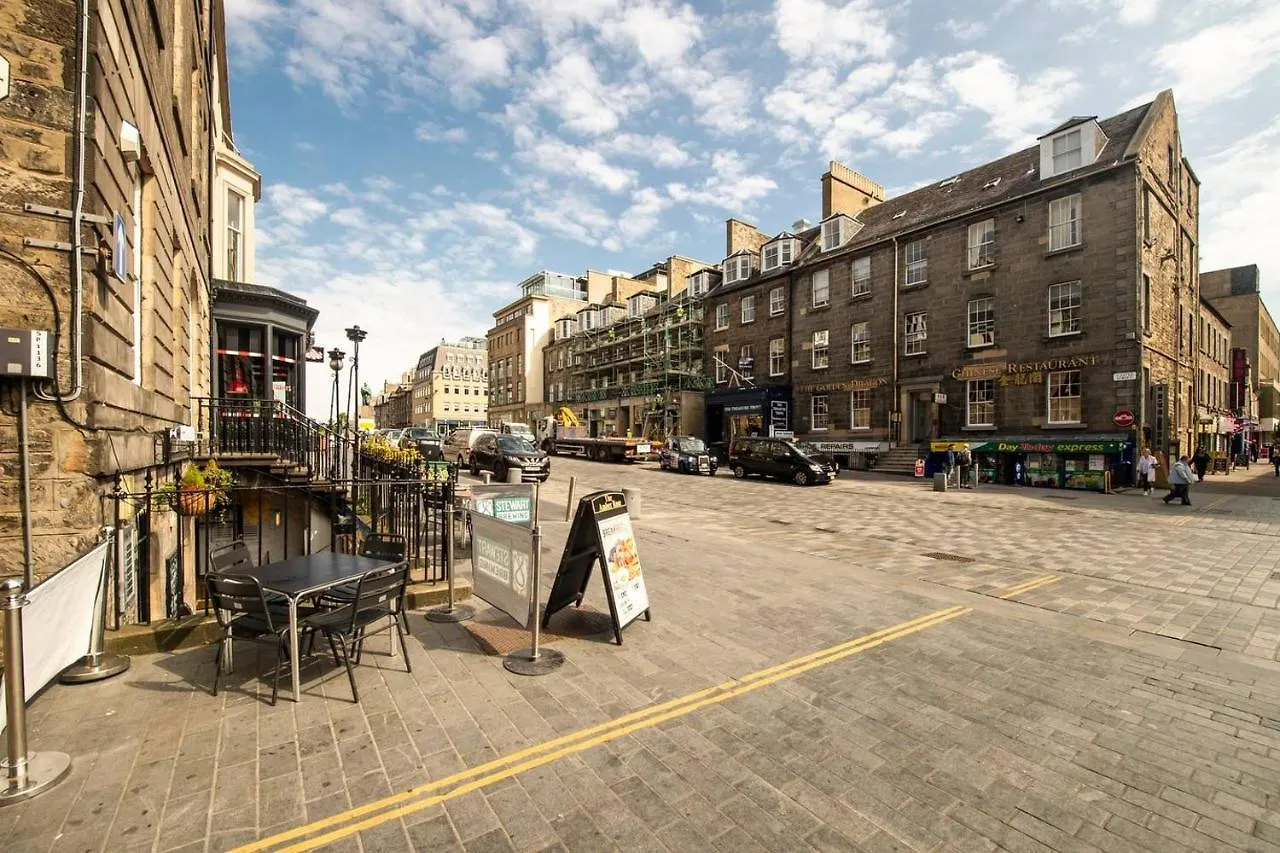 Joivy Amazing Location! Lovely Rose St Apt In New Town Edinburgh