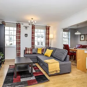 Joivy 1 Bed Flat, Heart Of Grassmarket Apartment